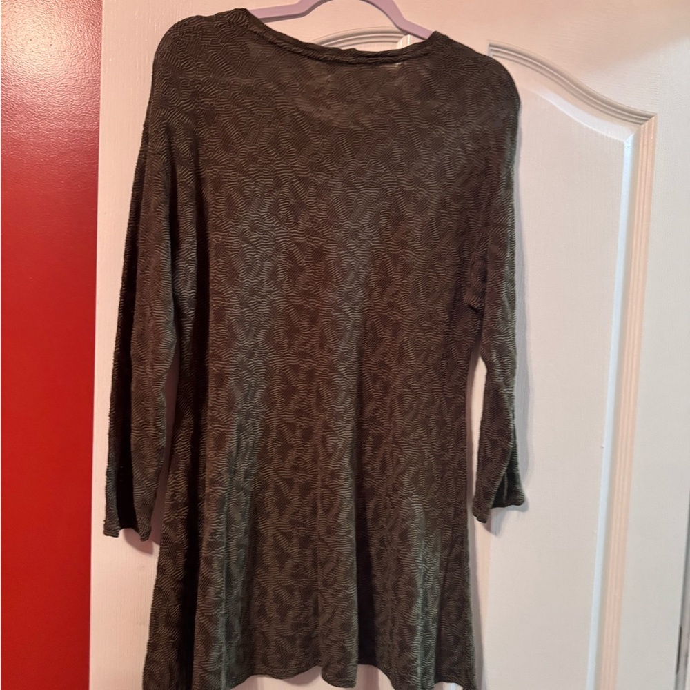 Cut loose brand excellent condition worn once